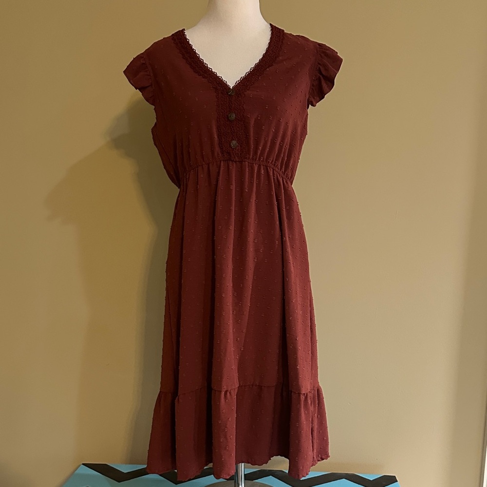 Chic Maroon Ruffle-Sleeve Midi Dress